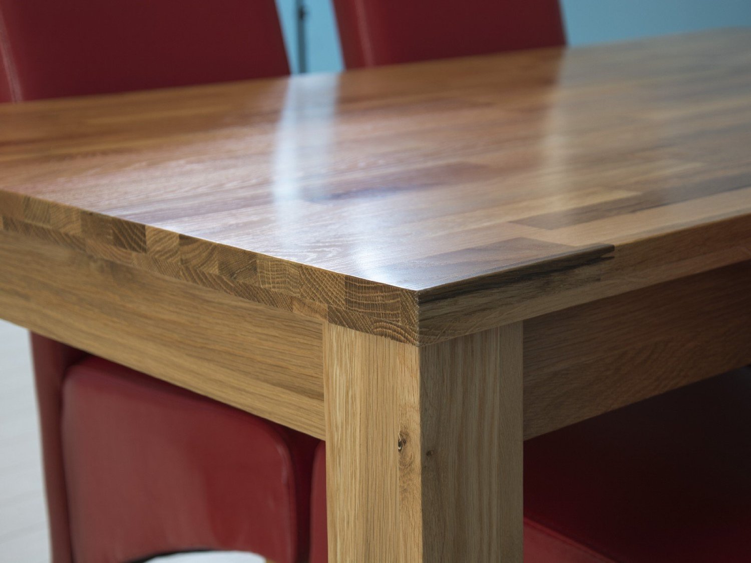 solid-oak-dining-table